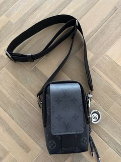 Louis Vuitton MONOGRAM Flap Double Phone Pouch (M81005)