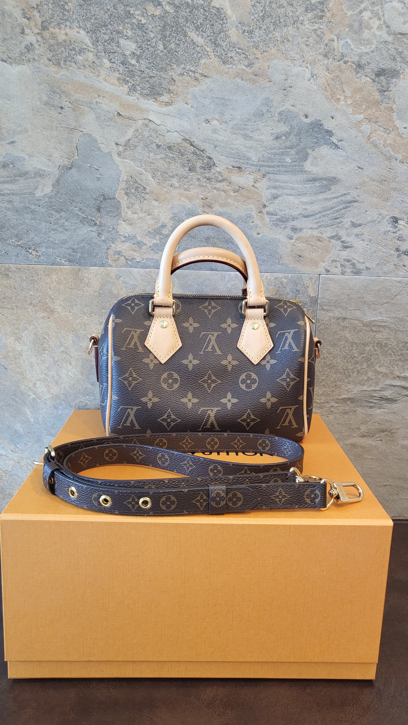 Brand New Louis Vuitton Speedy Bandouliere 20 Fullset Box Receipt