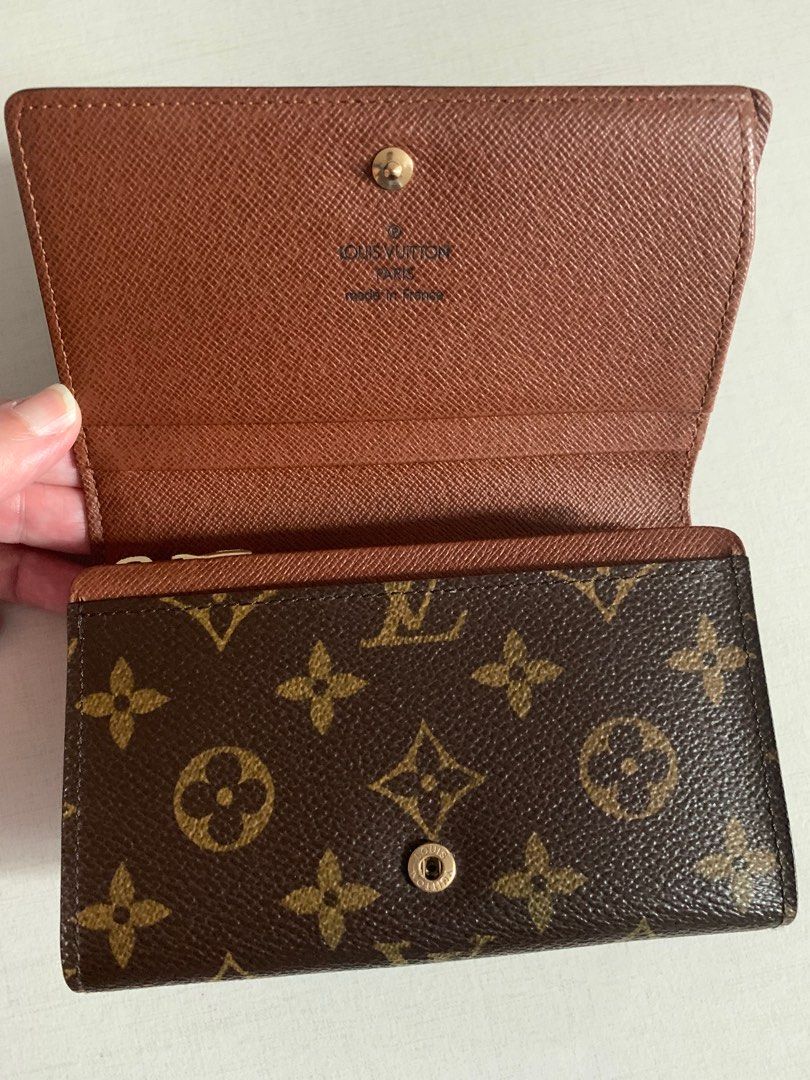 Louis Vuitton Reverse Monogram Card Holder - Full Set Original Receipt,  Luxury, Bags & Wallets on Carousell