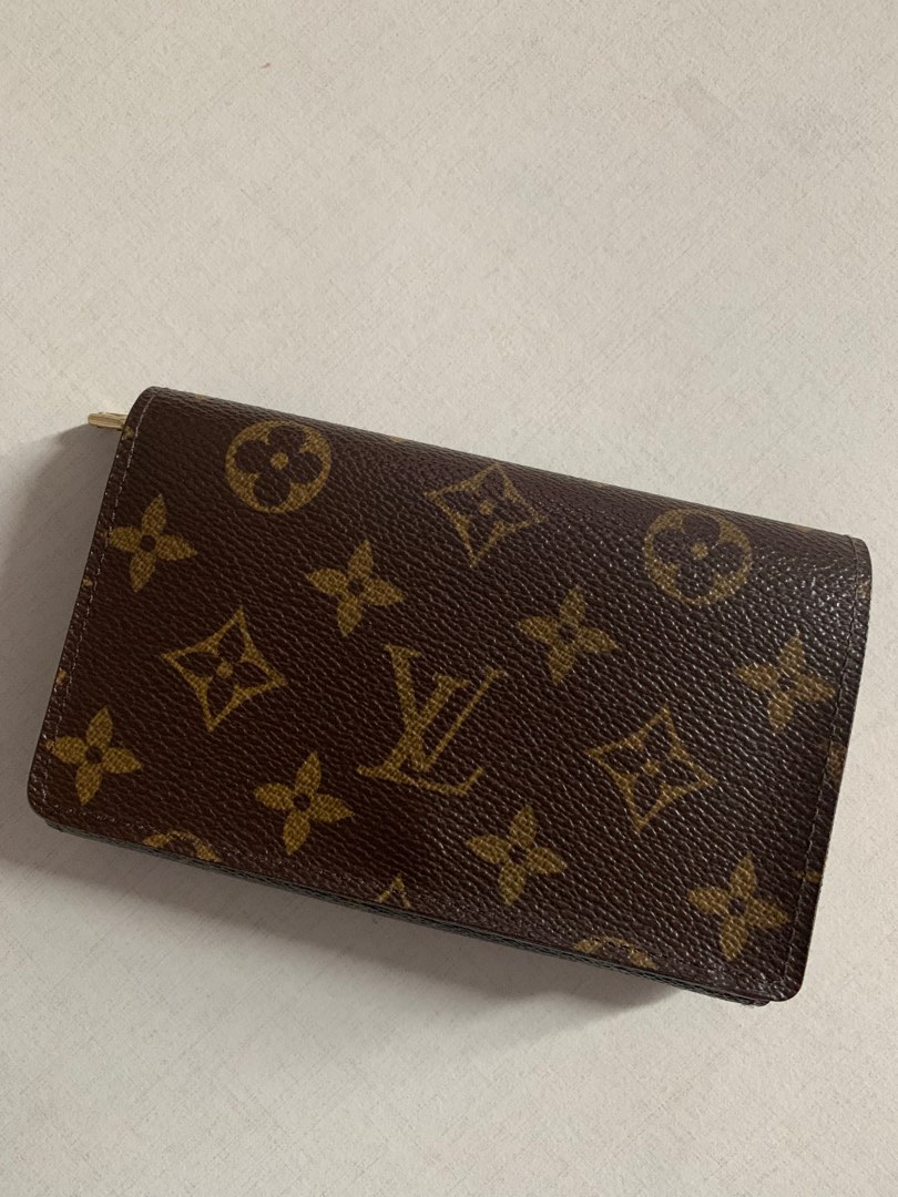 LOUIS VUITTON Portefeuille James bi-fold wallet M60251