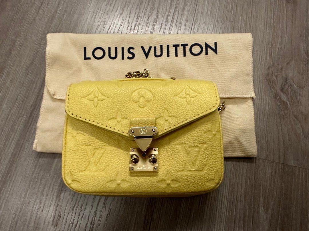 Louis Vuitton Micro Metis Bag in 2023  Louis vuitton trunk, Louis vuitton,  Vuitton