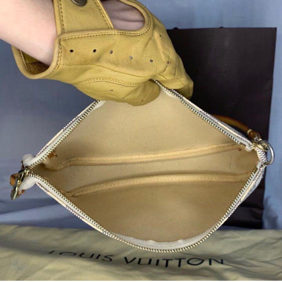 LV Pochette Azur (Category: Luxury Bags & Wallets) located in Cagayan de Oro. Submitted by beryljane (Listing ID 1243371426, Image 2). Description: OPEN for 1 MONTH LAYAWAY with 30% dp 100% Authentic Moneyback Guarantee With paperbag and provided dust bag Professionally replaced vachetta strap & tab (Will include the original strap & tab) Fresh from bag spa .