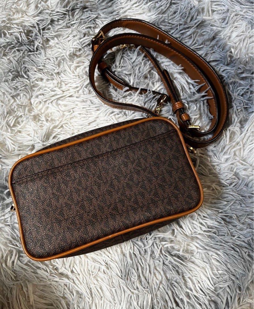 Mk connie best sale small camera bag