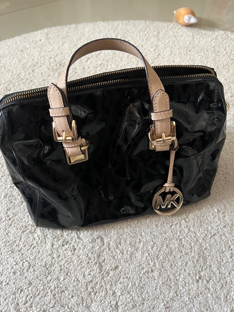 Michael kors sales doctor bag black
