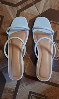 (Category: ) located in . Submitted by chels.shoppe (Listing ID 1243308752, Image 1). Description: .