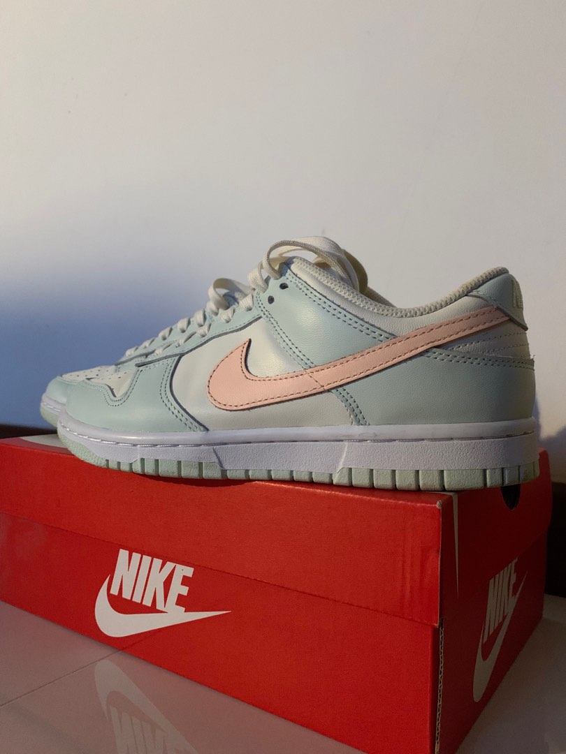 low dunks in store