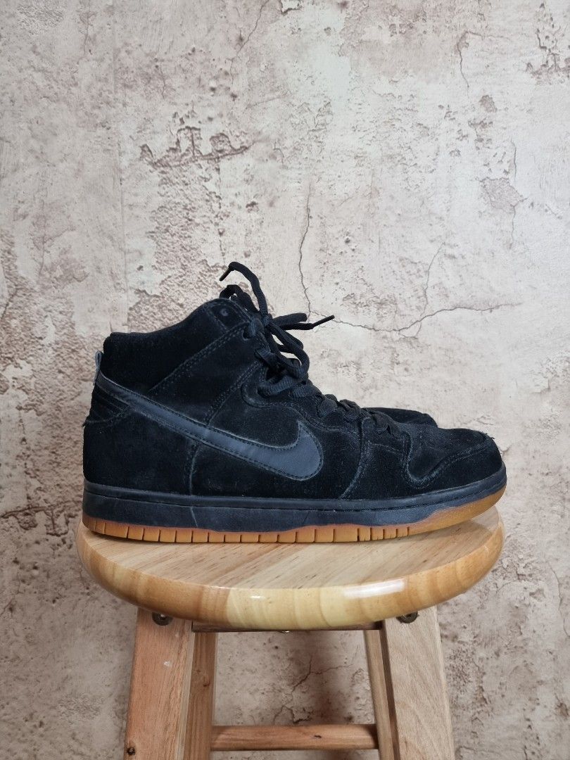 nike sb dunk high black gum