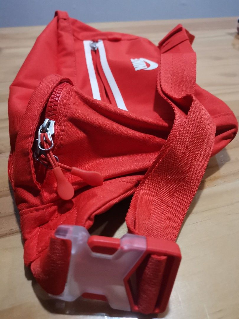 Red nike new arrivals waist bag