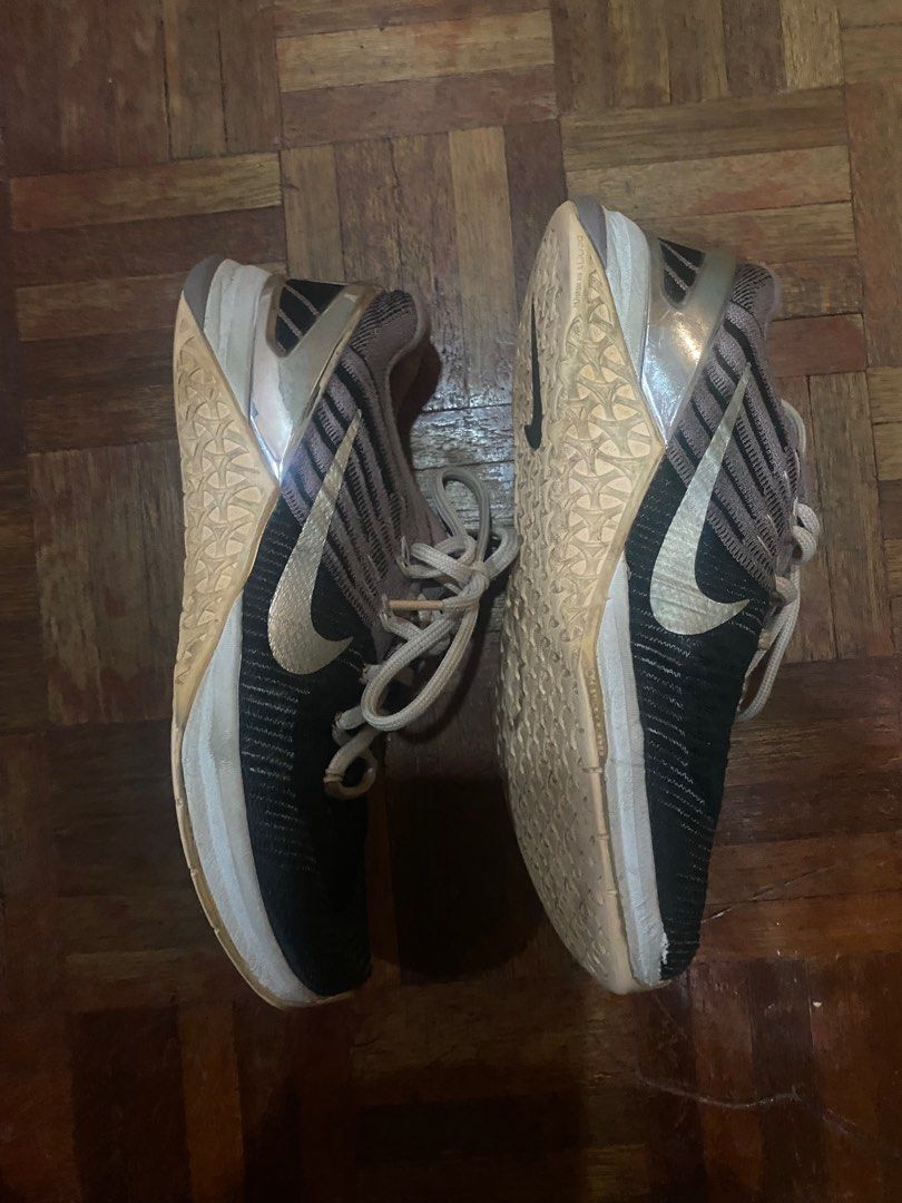 Nike women's metcon dsx flyknit deals 2 training shoes
