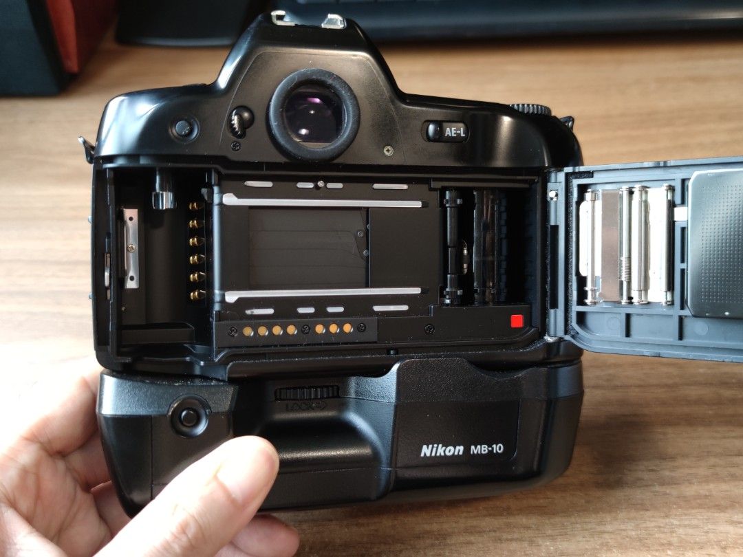 Nikon F90X 連MB-10 直倒( SLR Film Camera 尼康菲林機菲林相機F100