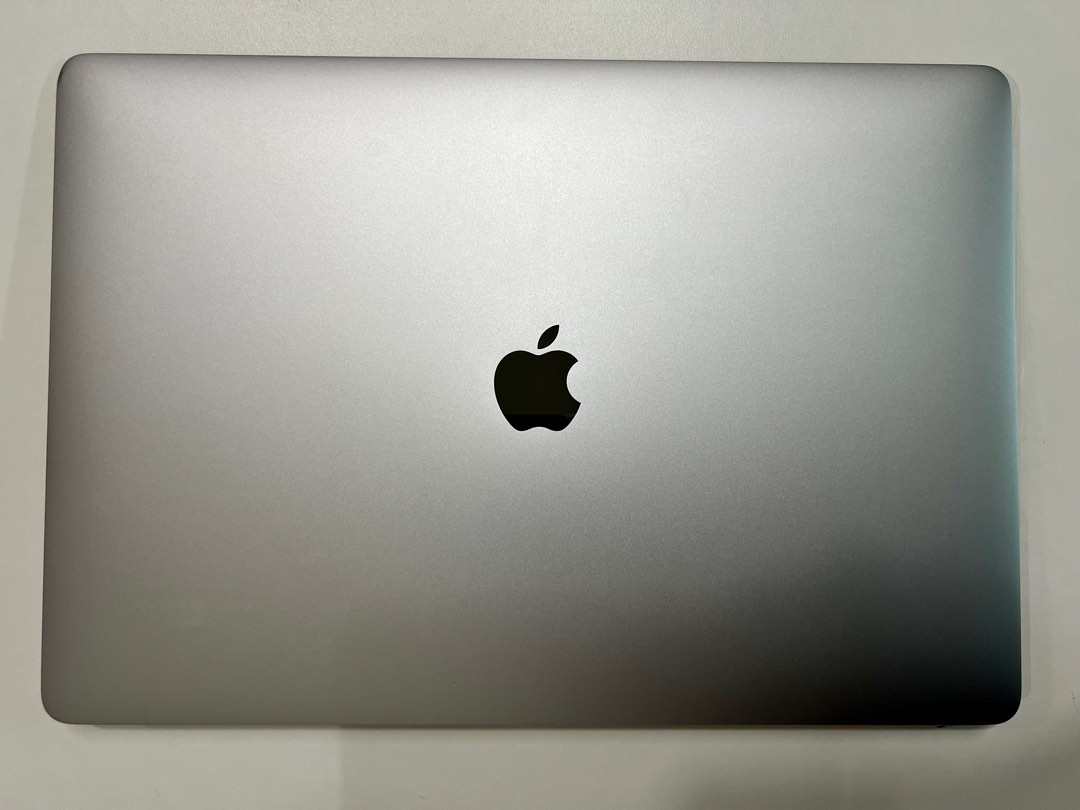 (NOT WORKING) MacBook Pro Screen 15 Inch, Computers & Tech, Laptops