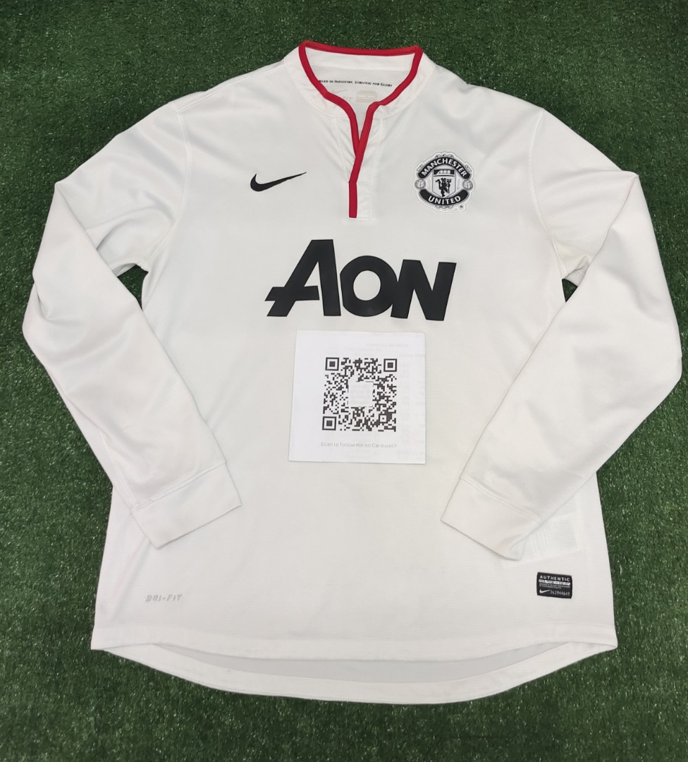 Manchester United Away Jersey 2002/03 ,Size Small on Carousell