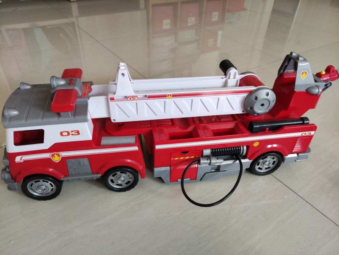 Paw Patrol Ultimate Rescue Fire Truck Hobbies Toys Toys