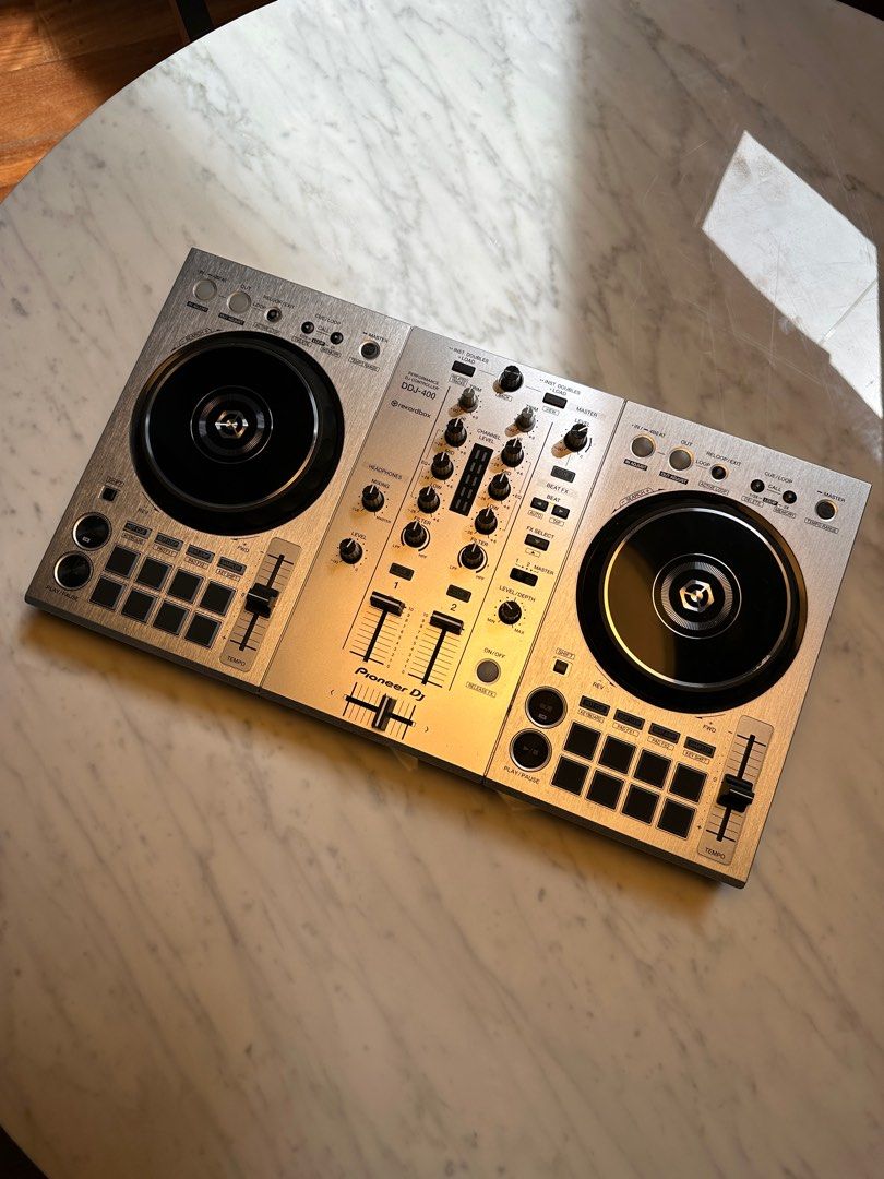 ddj 400 silver