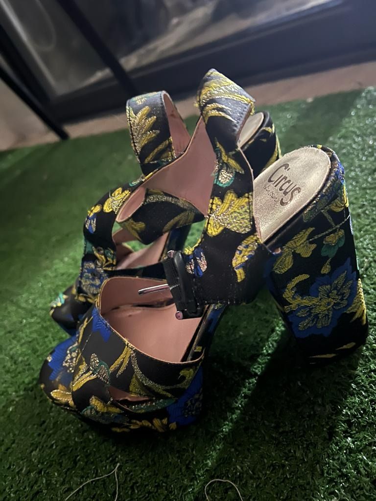 Circus by sam edelman black heels online