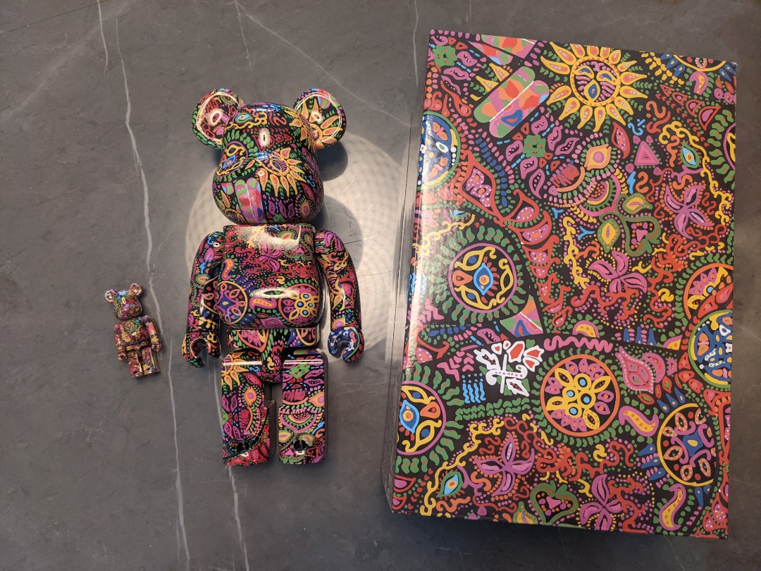 市面已絕靚Print跡太陽花了)Medicom Bearbrick Hide Psychedelic