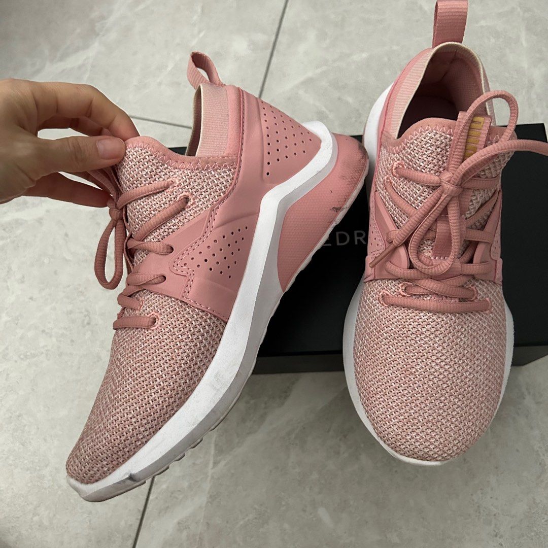 Puma sneakers Women s Fashion Footwear Sneakers on Carousell