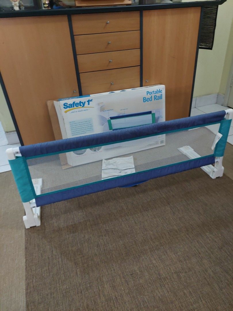 Safety 1st Bed Guard, Babies & Kids, Baby Nursery & Kids Furniture, Bed