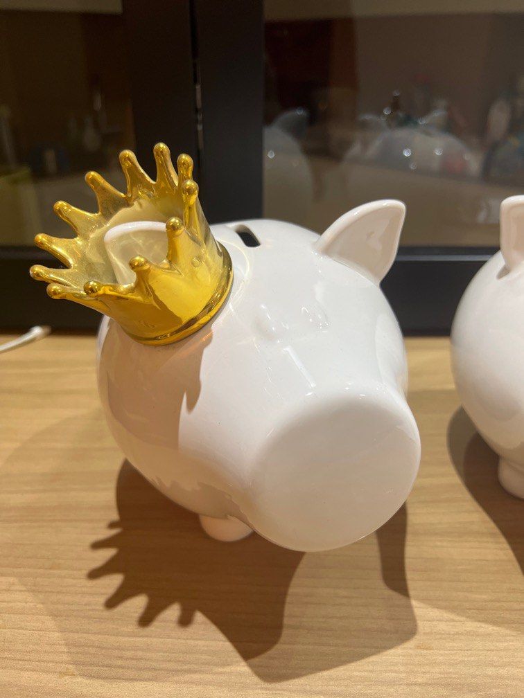 Salt & pepper piggy bank deals