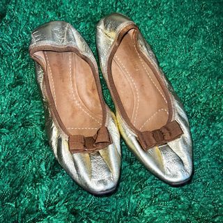 Salvatore Ferragamo My Joy Gold Leather Ballet Flats 36