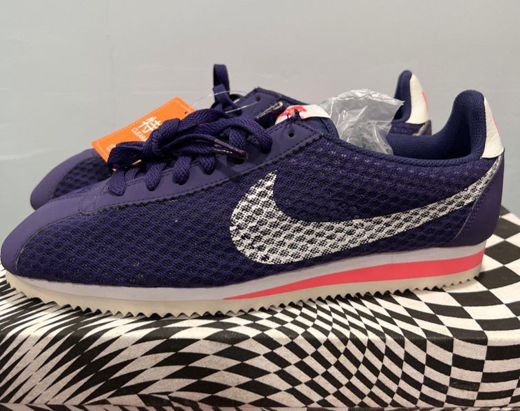 Sample Nike Cortez Men s Fashion Footwear Sneakers on Carousell