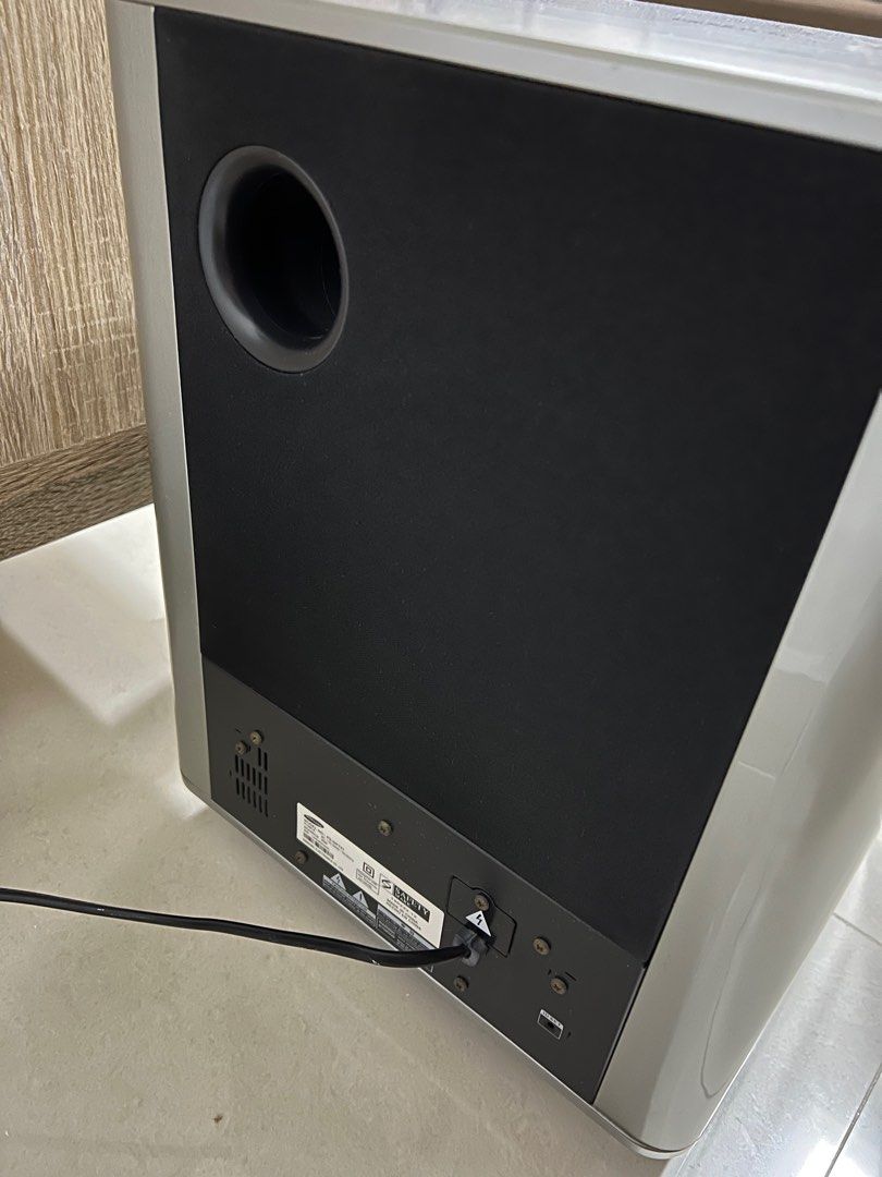 Samsung HWF751 Soundbar with Subwoofer (built in Vacuum Tubes), Audio