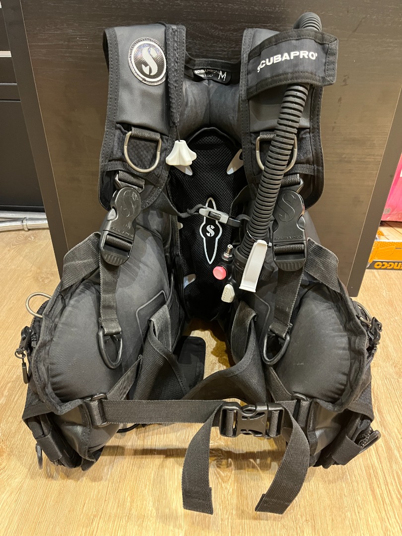 Scubapro Go Travel BCD, Sports Equipment, Sports & Games, Water Sports on Carousell