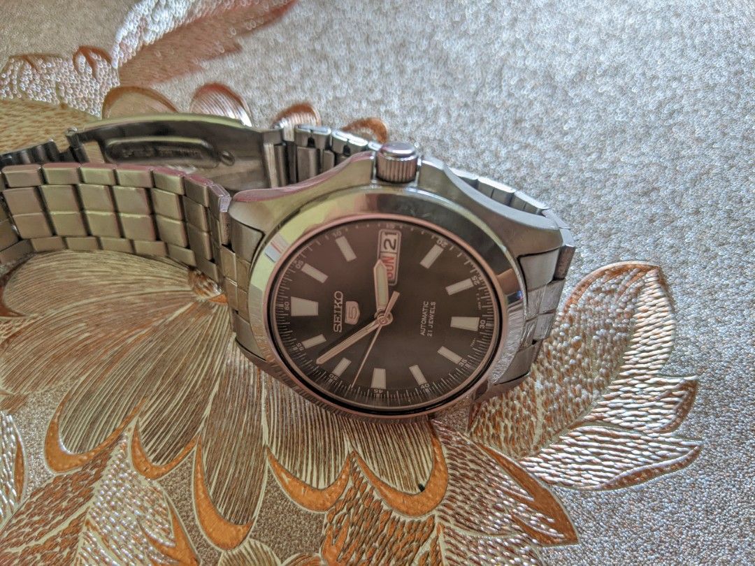 Seiko 5 snkl09 top