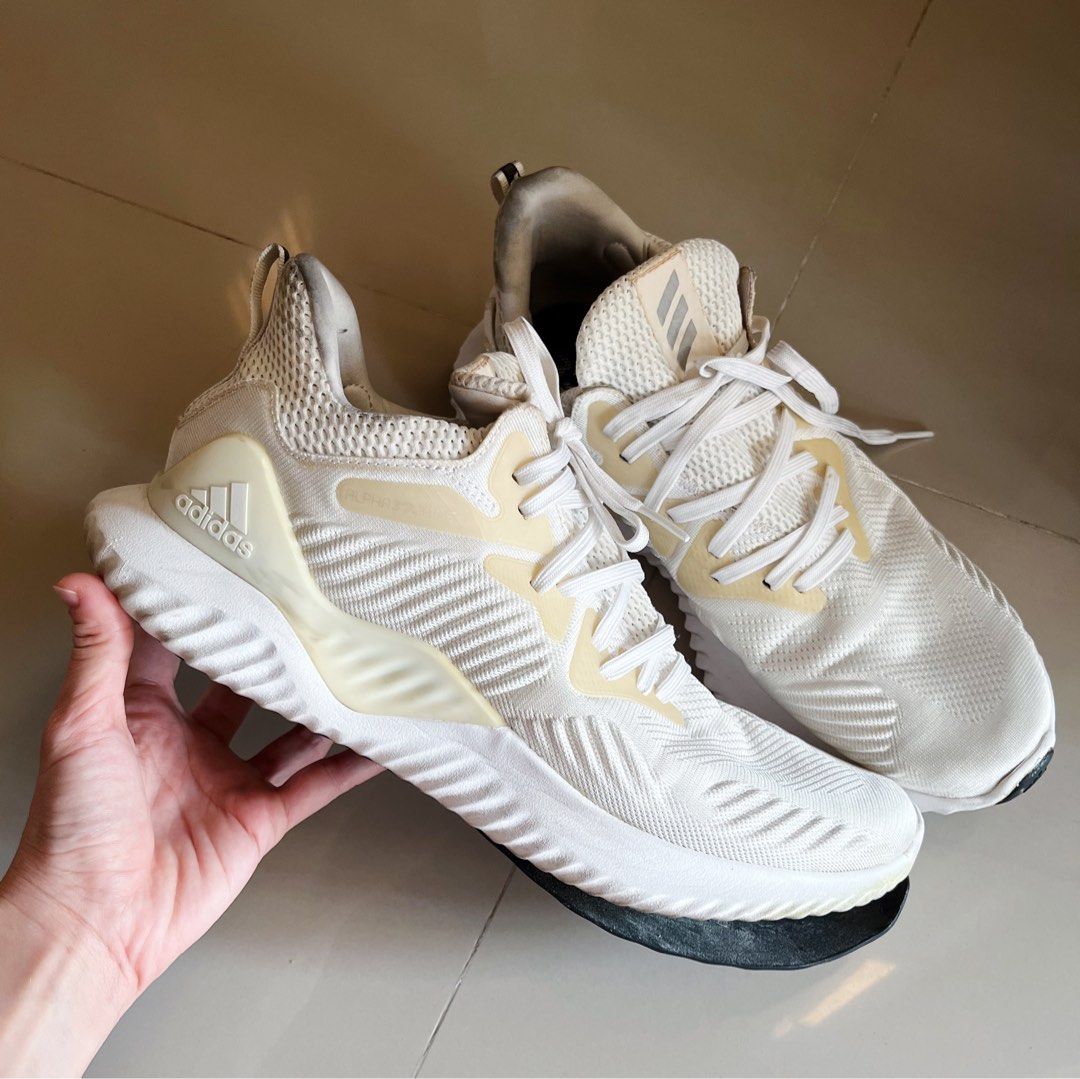 Sepatu Adidas bounce white size eu 10