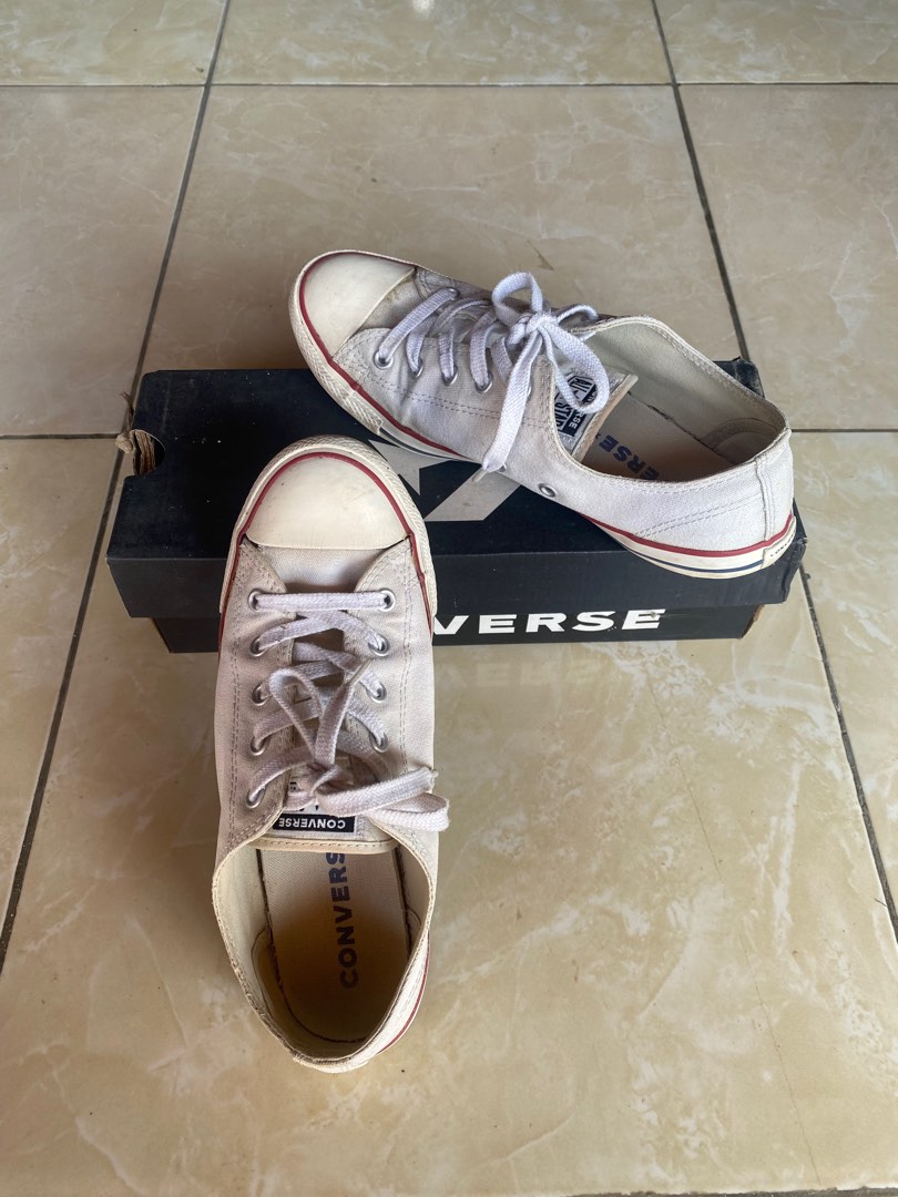 Sepatu Converse Original Fesyen Wanita Sepatu Di Carousell