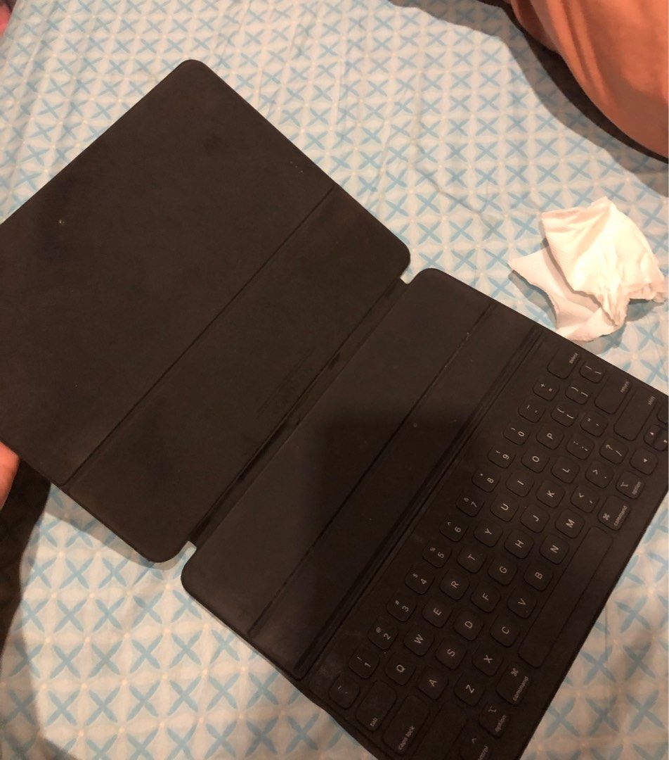 Smartfolio keyboard for ipad pro 12 9 on carousell
