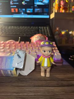 (Category: ) located in . Submitted by beeboodee (Listing ID 1243320557, Image 1). Description: .
