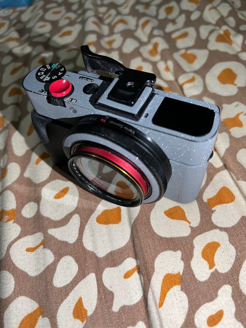 Sony RX100 M2, Photography, Cameras on Carousell