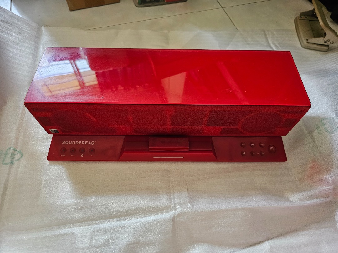 Soundfreaq Speaker (Red Colour), Audio, Soundbars, Speakers ...