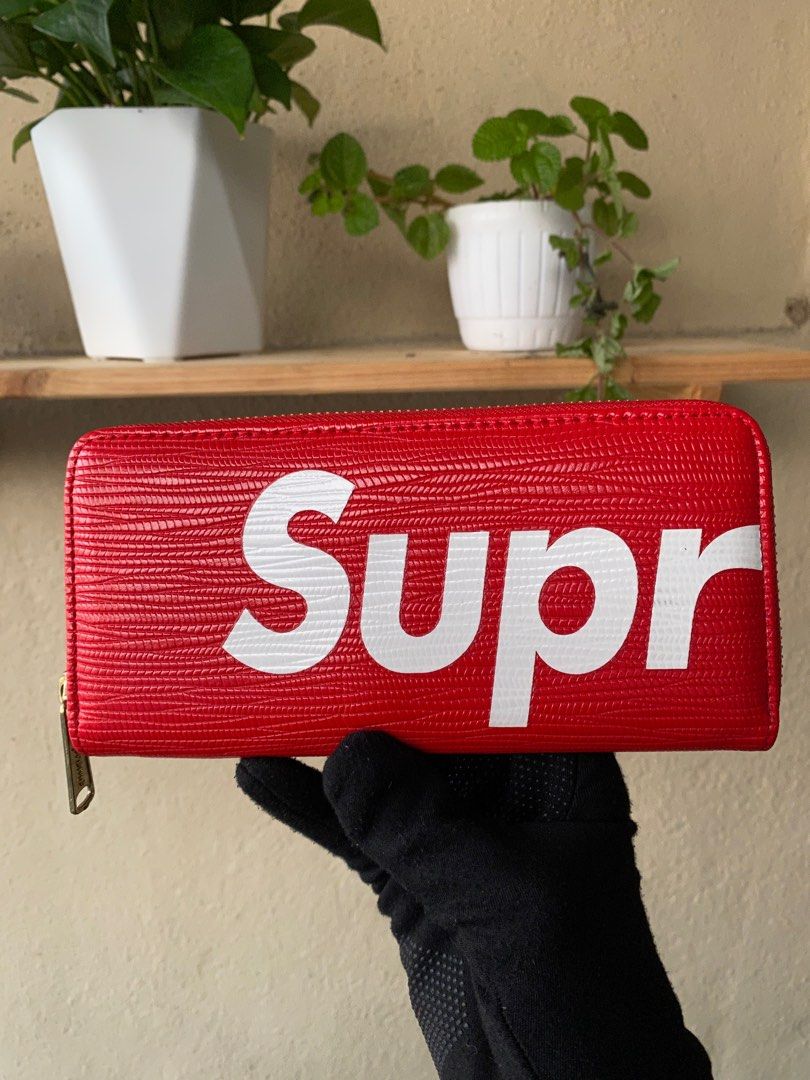 Supreme shop long wallet