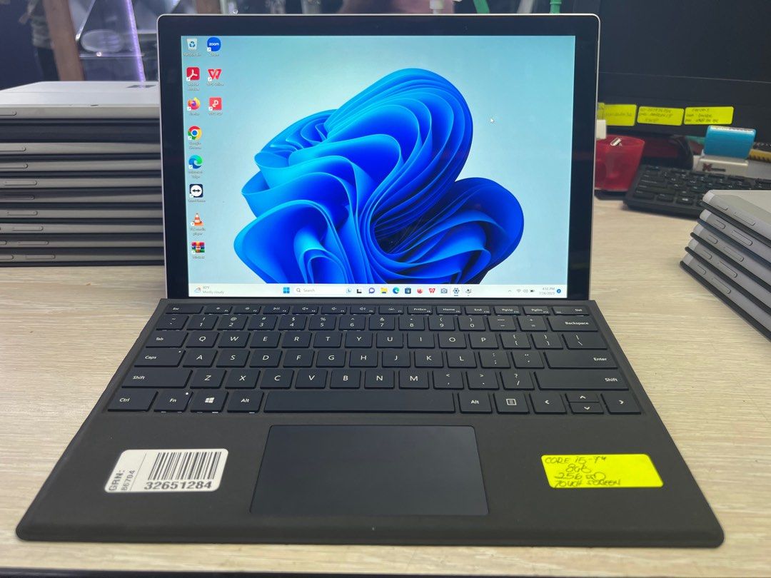 PC/タブレットsurface Pro6 i5 7300 256GB