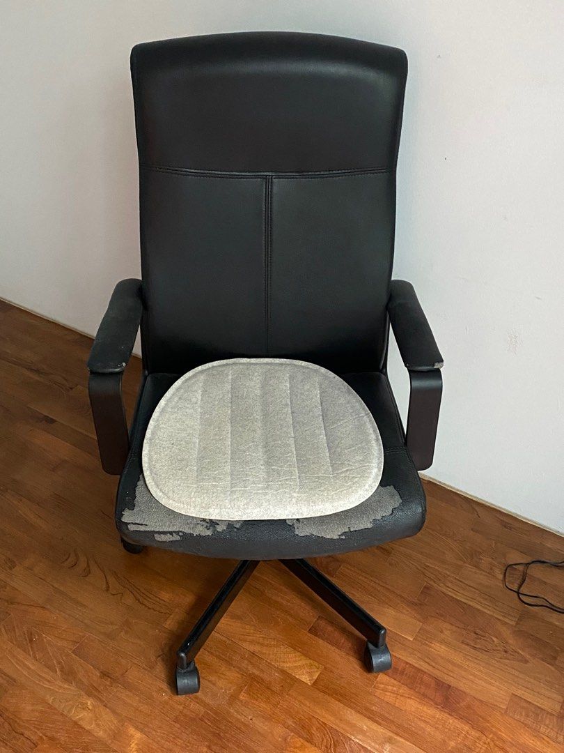 Swivel Office Chair, Furniture & Home Living, Furniture, Chairs on