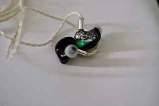 (Category: ) located in . Submitted by danielshoponly (Listing ID 1243357835, Image 1). Description: .