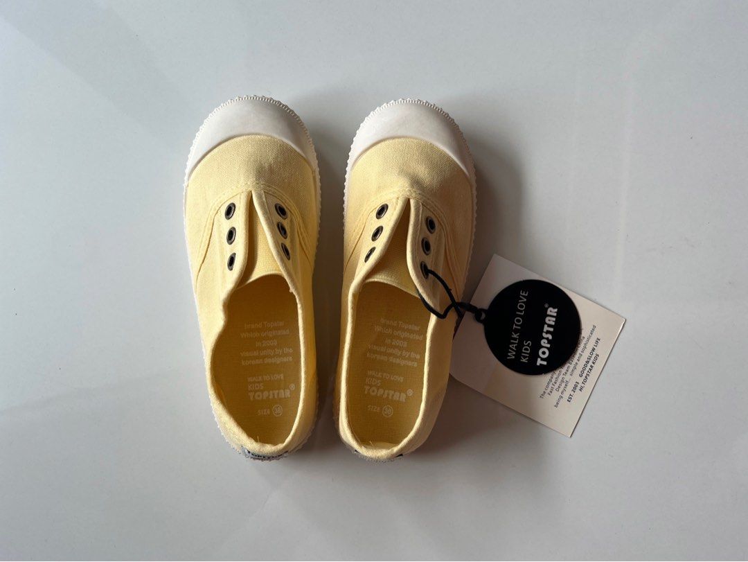 Walk kids hotsell shoes