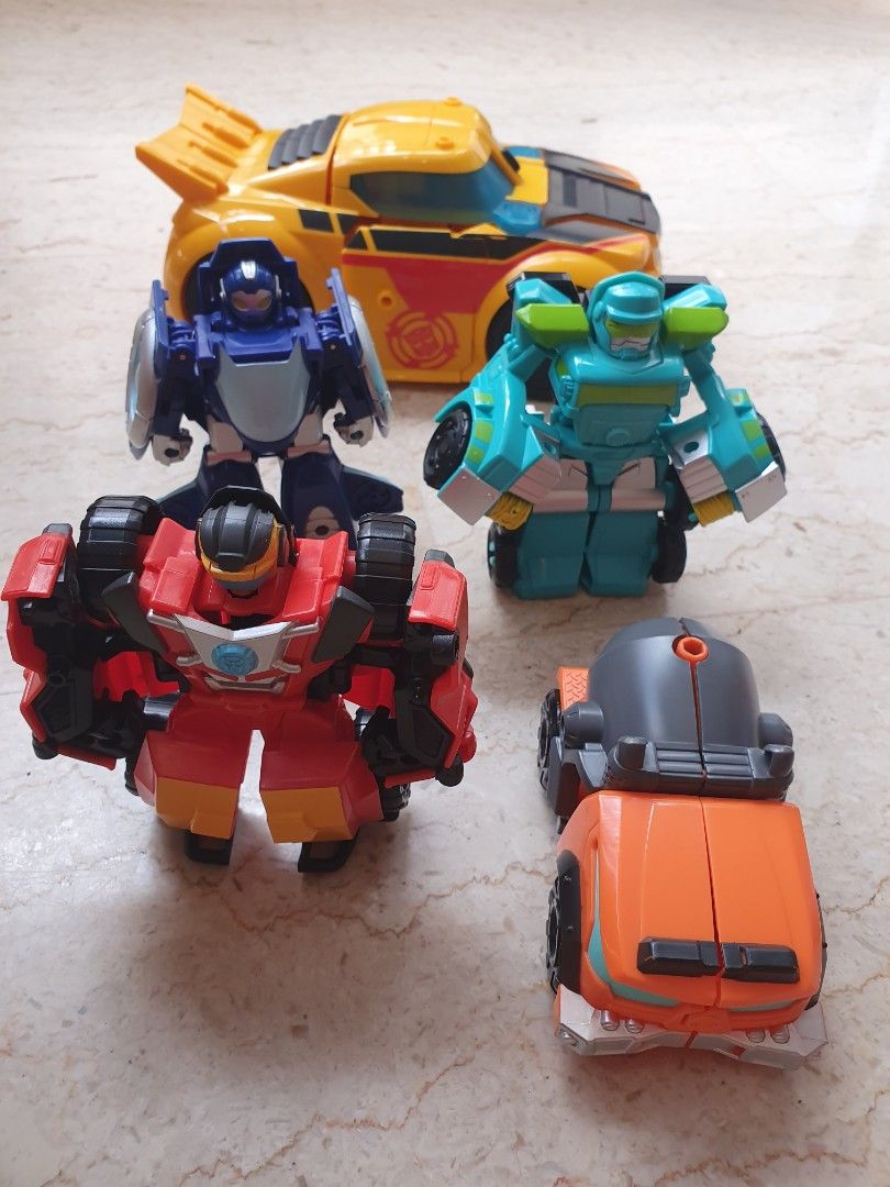 Transformers (Category: Action & Battle Toys) located in Singapore. Submitted by dualmp (Listing ID 1243328075, Image 2). Description: suitable for 3 to 5 years. 1 full set plus 1 separate car. seldom play. good and clean condition. self pick up at jurong east condo.