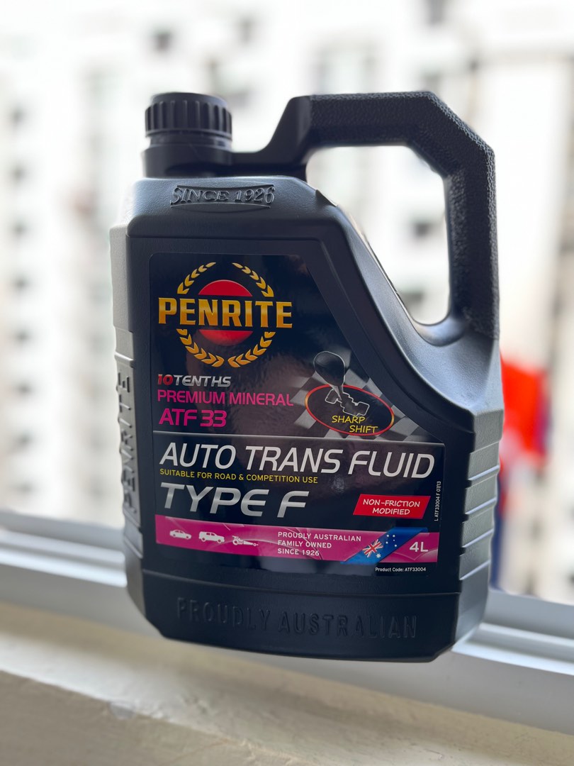 Transmission oil and mini grease gun for classic and vintage car, Car Accessories, Accessories