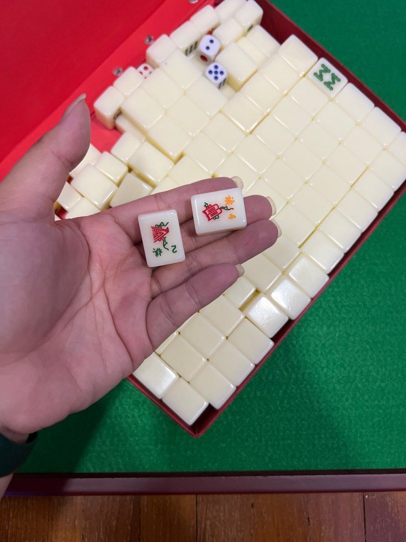 Vita Mahjong Set – 65 Acrylic Tiles With Halloween Witch Theme | Portable Travel Mahjong For Beach & Parties