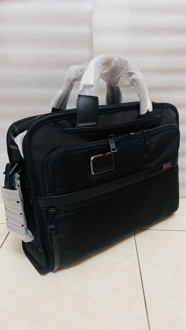 Tumi Briefcase, Men's Fashion, Bags, Briefcases on Carousell