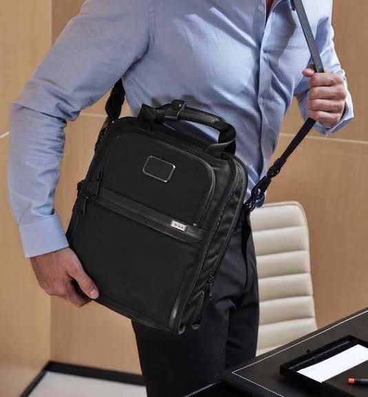 Tumi alpha 3 medium travel tote hotsell