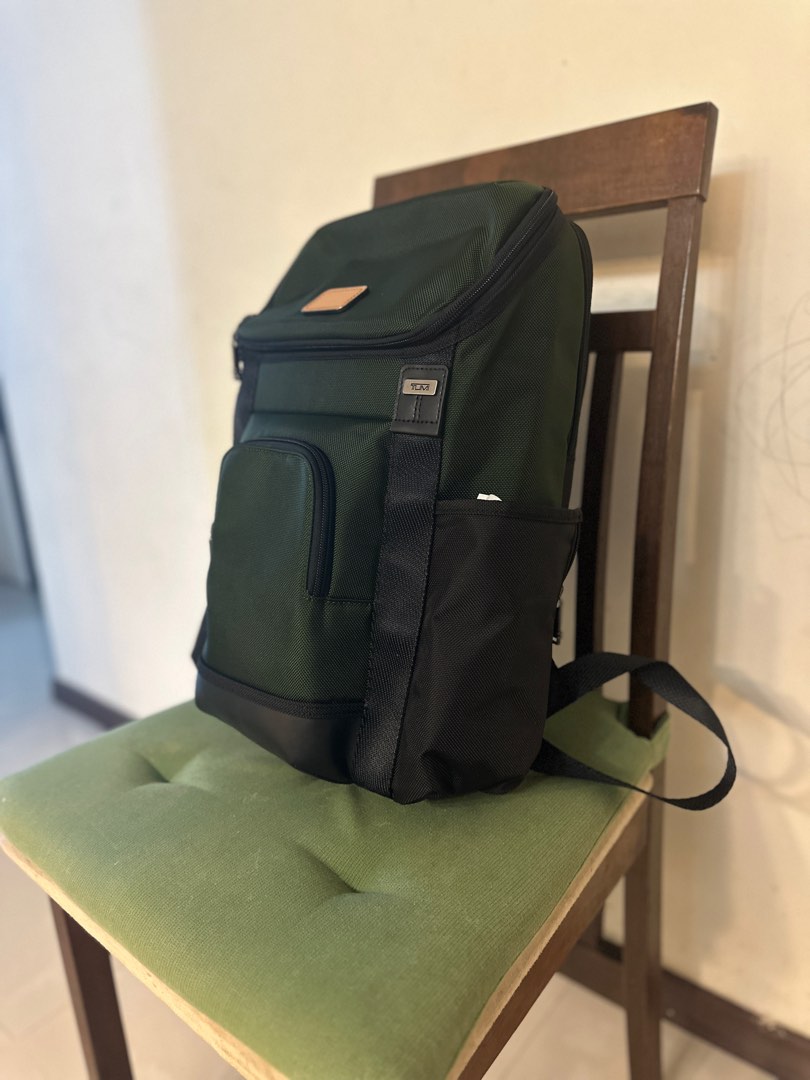 Tumi Thornhill Backpack, Men's Fashion, Bags, Backpacks on Carousell