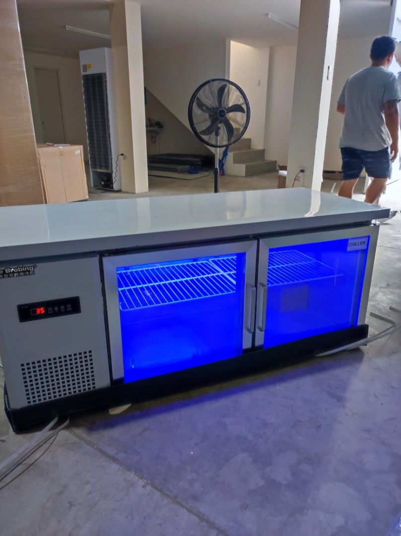 UNDERCOUNTER GLASS DISPLAY CHILLER, TV & Home Appliances, Kitchen