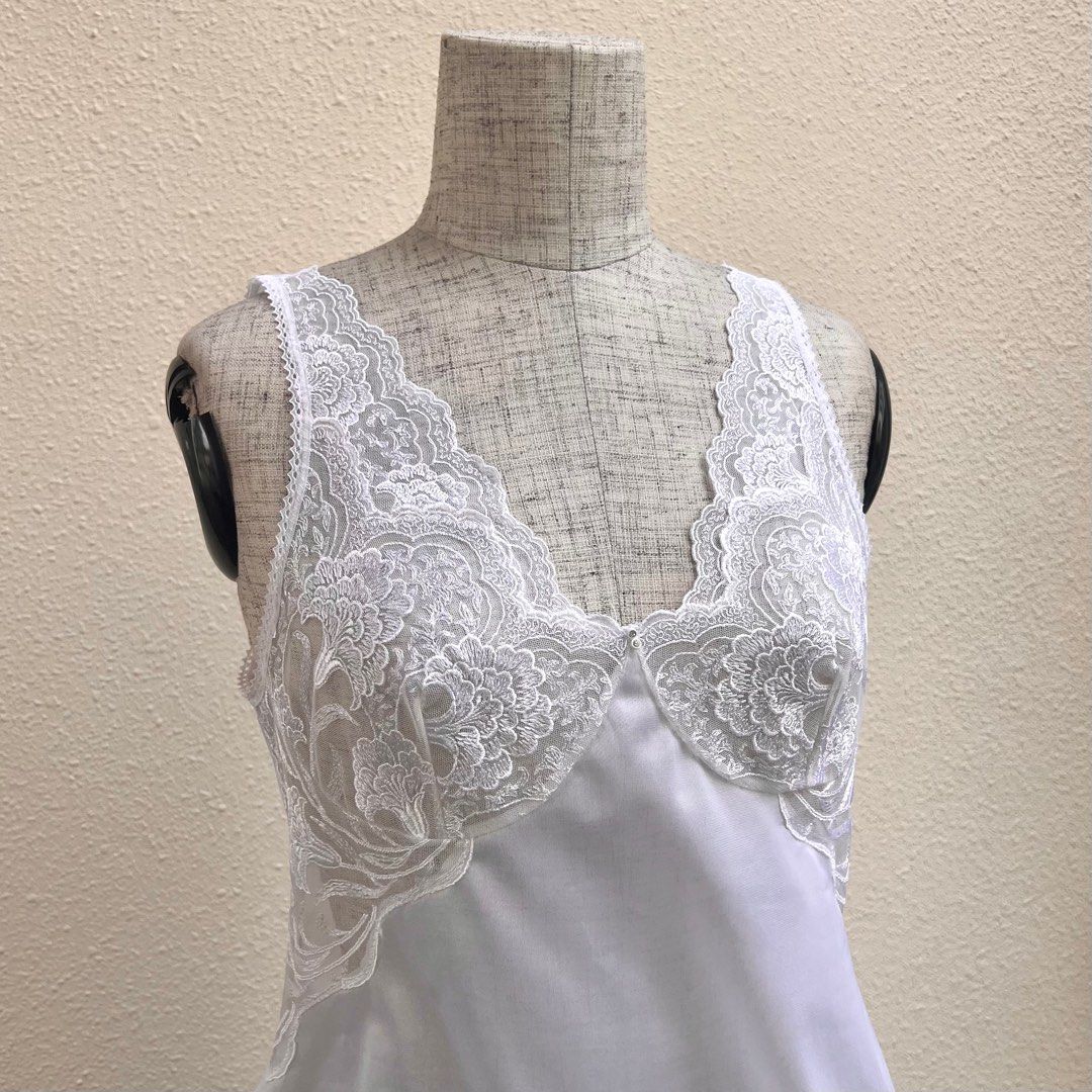 Vintage 80s Classic Pearl White Lace Slip Camisole Women s