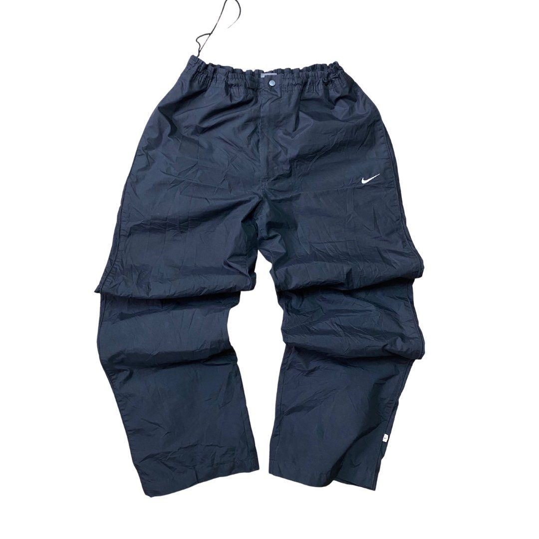 Vintage nike parachute pants, Men's Fashion, Bottoms, Joggers on