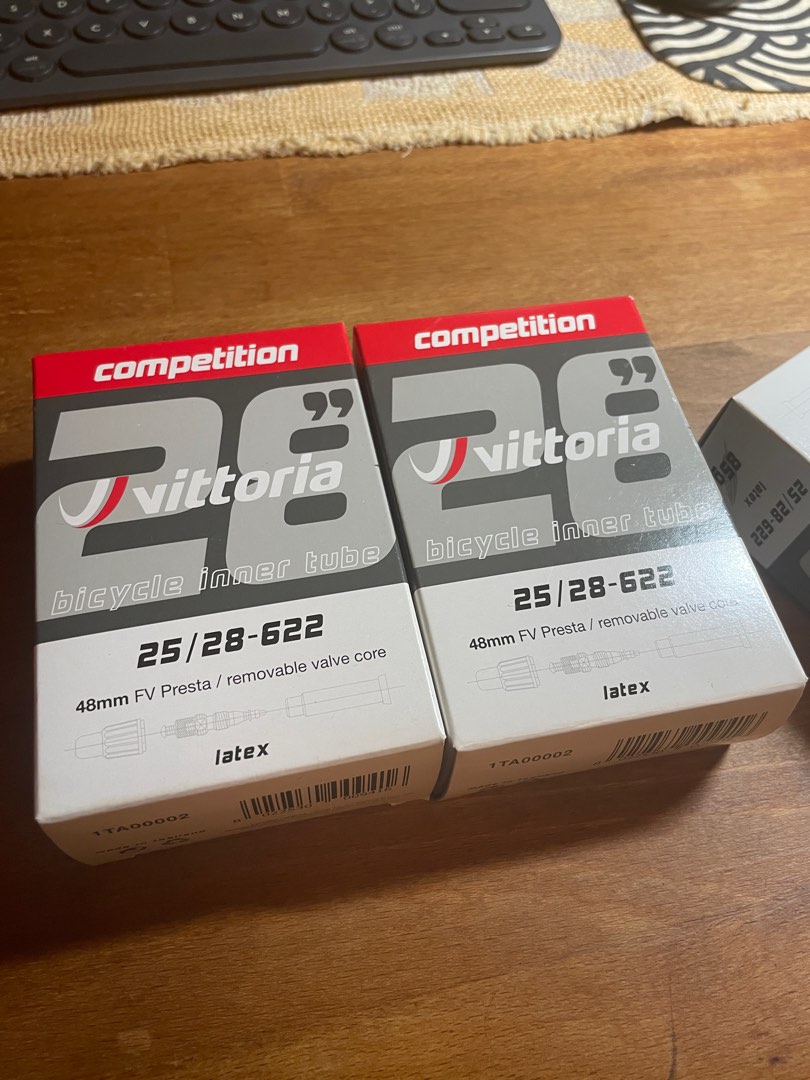 vittoria latex tube removable valve core