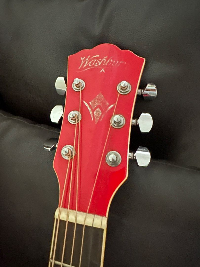 Washburn guitar, Hobbies & Toys, Music & Media, Musical Instruments on